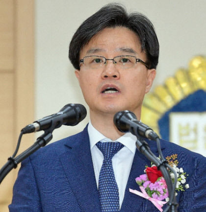 손봉기 <b>대법관</b> 후보자 임명동의안 제출 거부 사유와 조희대 대법원....