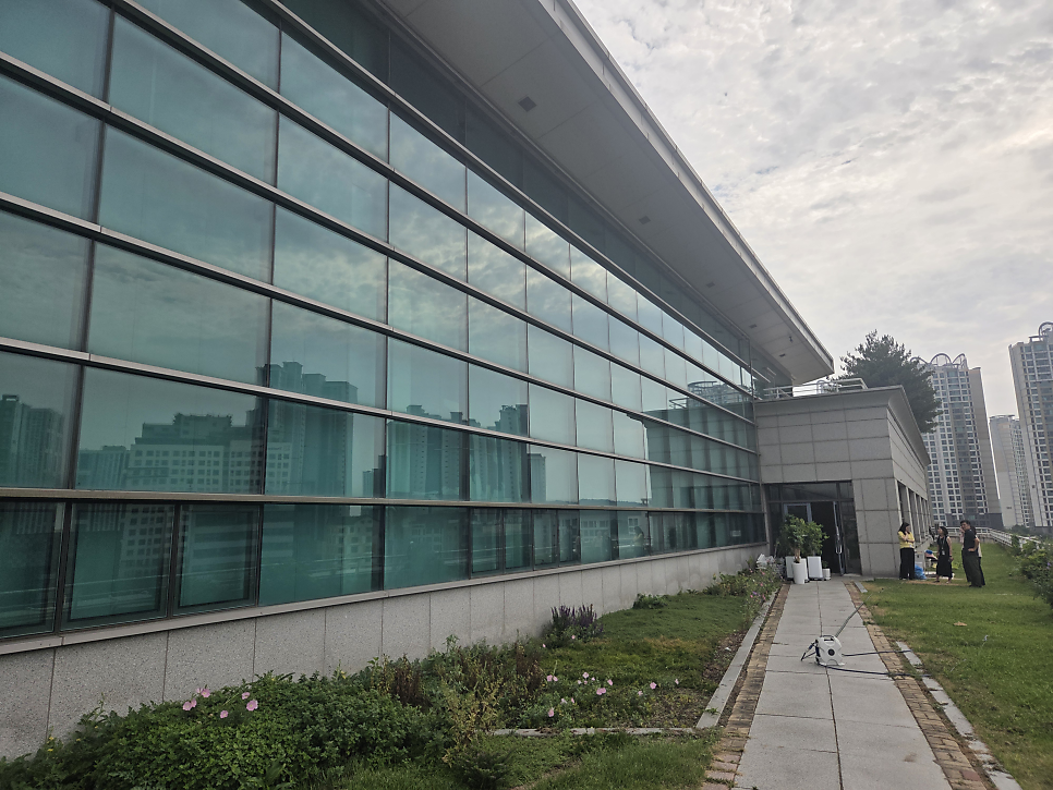 일산시스템비계 동국대병원 5층 현수막 작업 시스템비계 설치