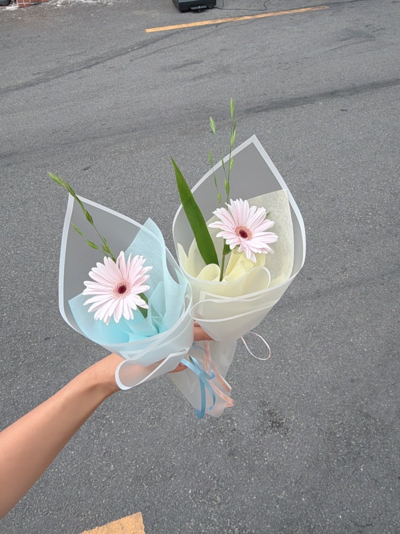 부산 전포 꽃집, 가성비 좋은 한송이꽃다발 전포 꽃집 너라서고마워