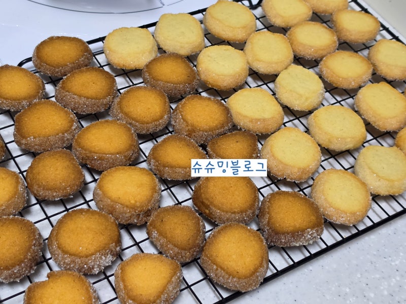 사브레 쿠키 레시피｜기본부터 초코·황치즈·초코청크까지 4가지 맛 홈베이킹