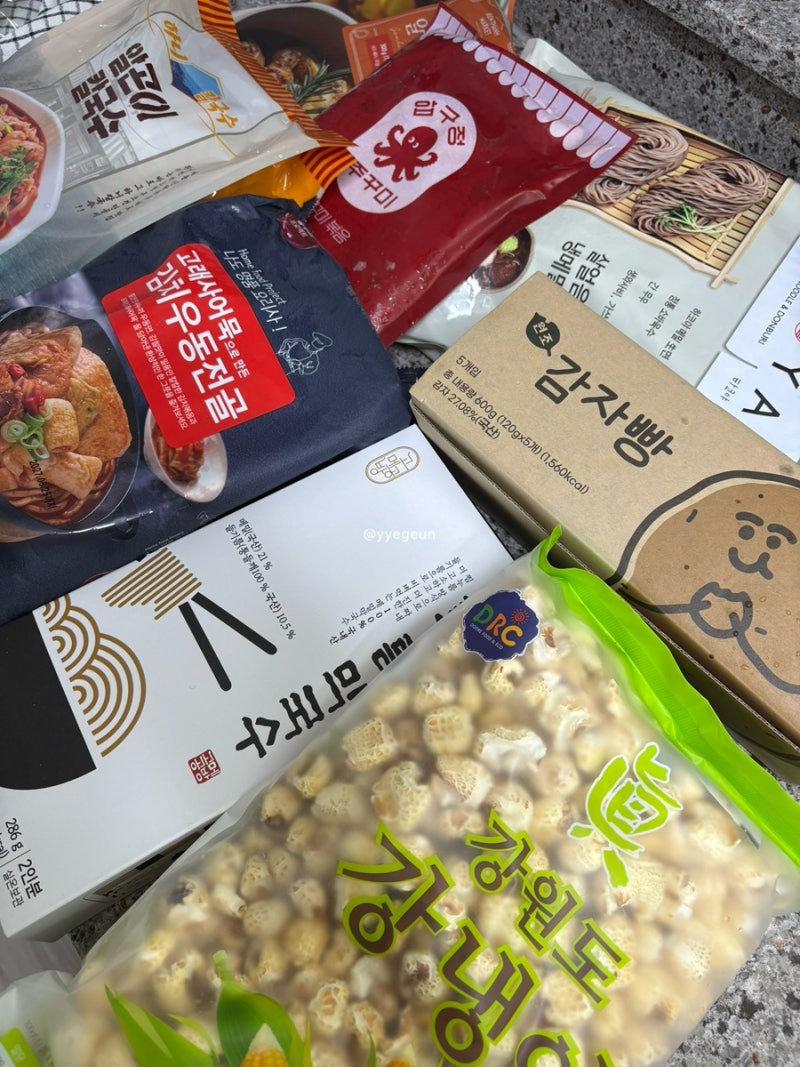 • 마켓컬리 장보기 : 두레촌 강원도 강냉이/고메공방 들기름 막국수/고래사어묵 김치우동전....