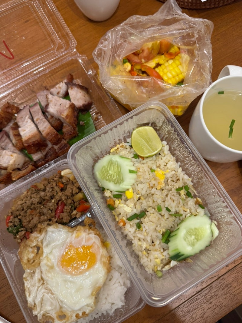 치앙마이자유여행_치앙마이맛집_넵무옵옹_넹무옵옹_치앙마이항아리삼겹살_치앙마이옥수수....