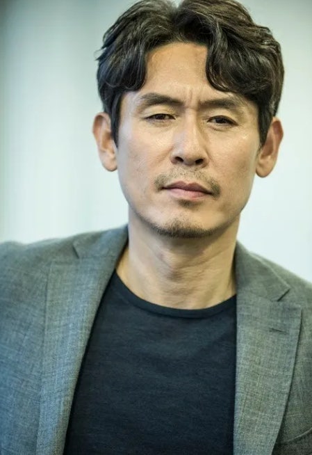 배우 설경구 프로필, ‘박하사탕’부터 넷플릭스 ‘들쥐’까지…한국 영화 대표 연기파 배....