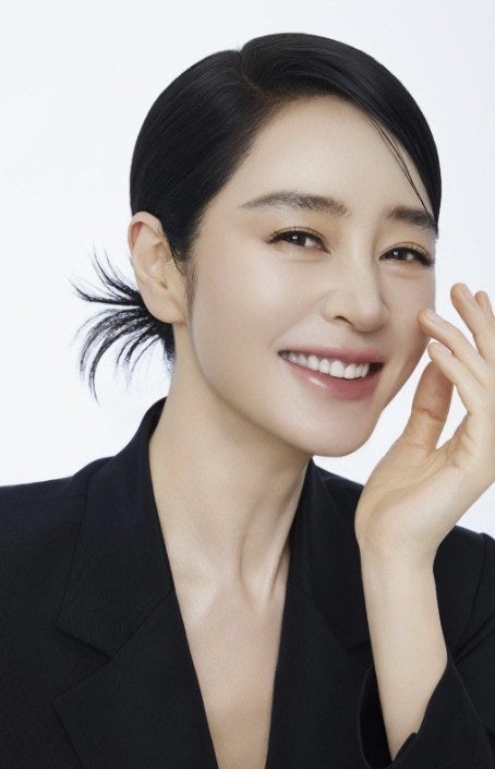 [배우 김혜수 프로필] 데뷔 일화, 대표작, 안타까운 가족사와 다이어트 비법 총정리