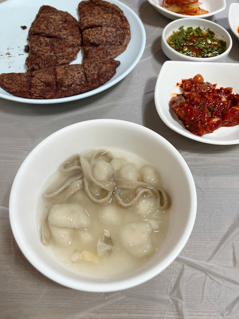 강원도 강릉 숙소ㅣ 후기 (ft. 금진온천, 근처 맛집 미선이네 감자옹심이)
