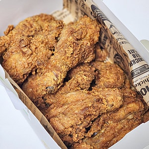 BHC 핫후라이드 칼로리 맵기 콤보 가격