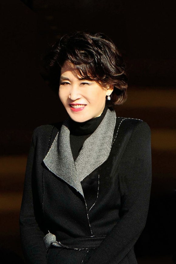 정유경 신세계, 오빠 정용진과 완전 분리 눈앞...SSG닷컴 분리