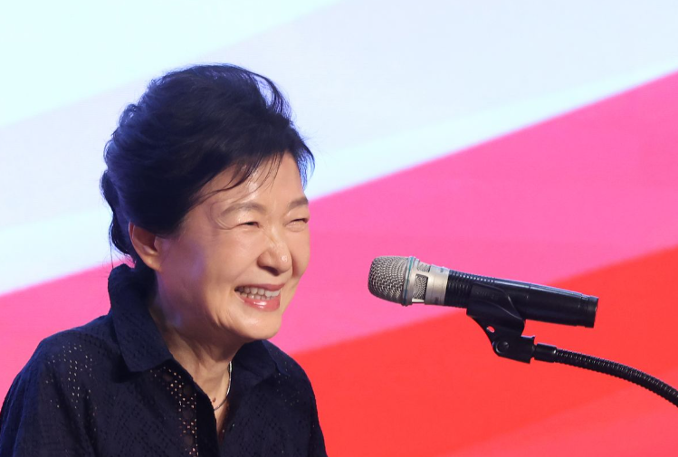 정옥임 “박근혜 활용하나” 국민의힘 연찬회 논란