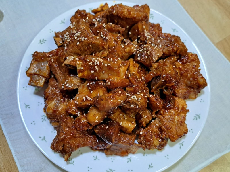 매콤 돼지갈비찜