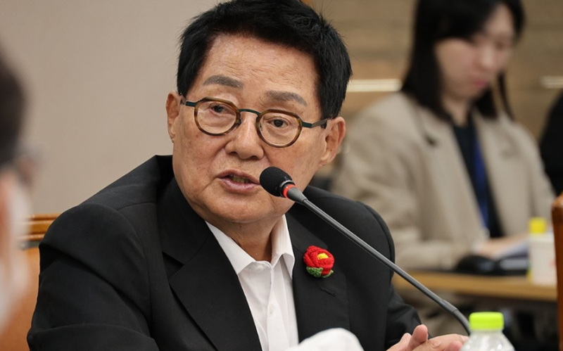 박지원 “유시민,배현진 발언, 무시가 답”..장동혁까지 직격