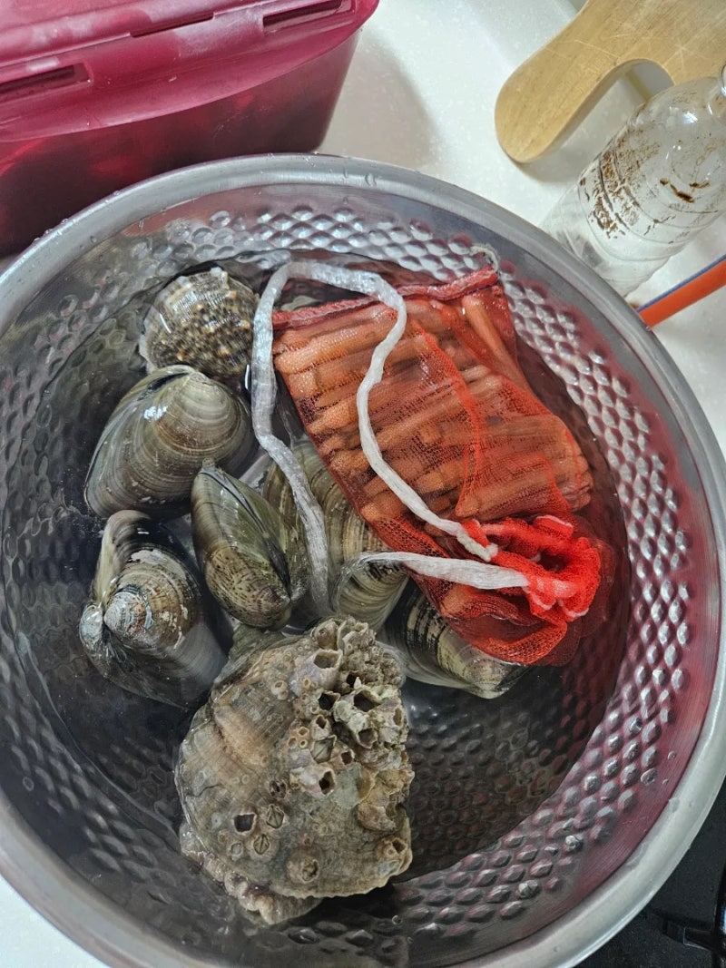 무더운 여름의 소소한 낙, 영종도 조개잡이 해루질