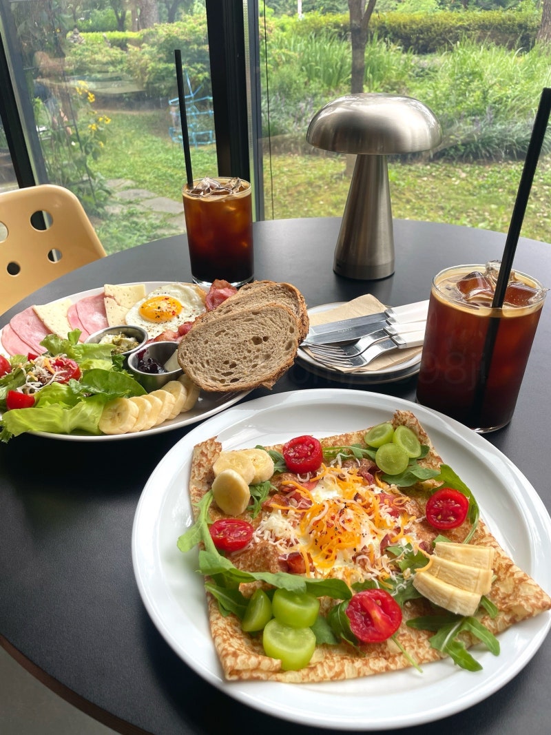 수원 신동카페거리 브런치 [카페어닷] 망포 권선 커피 맛집 내돈내산 후기