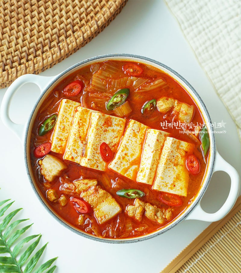 류수영 돼지고기 김치찌개 레시피 맛있게 끓이는법