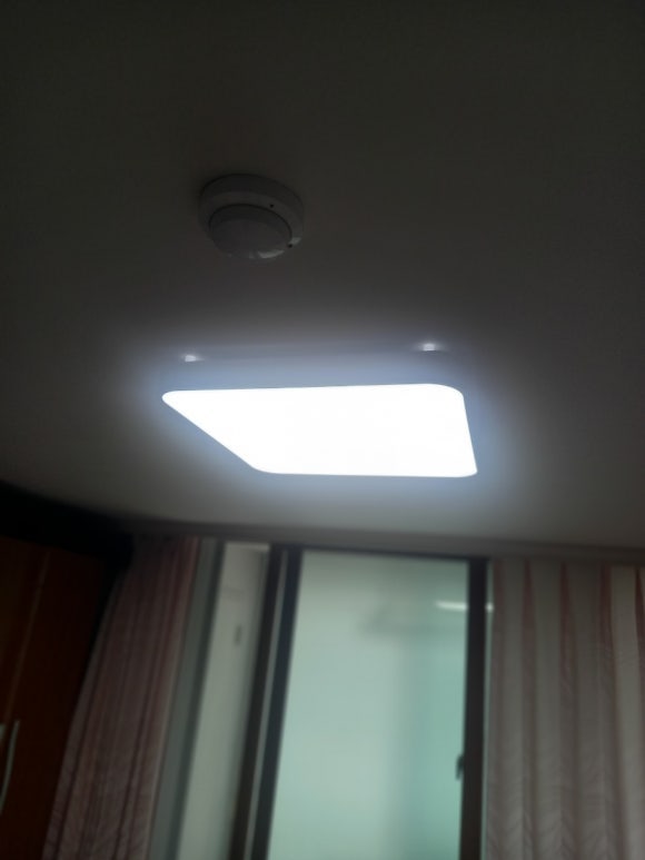 대전 송촌동 퍽소리 전등 고효율 KS인증 정품사용 밝고 긴수명 최신 led 전등 조명 교체 수리 ....