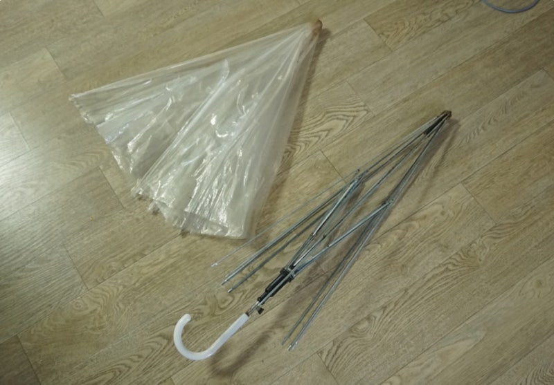 고장난 우산 분리수거 방법, 우산 버릴 때 이렇게 분리하세요