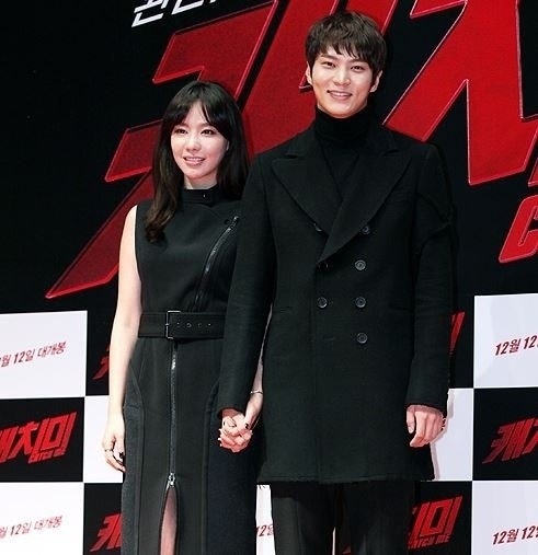 김아중, 달라진 외모 화제, 18일 제작보고회서 주원과 손깍지