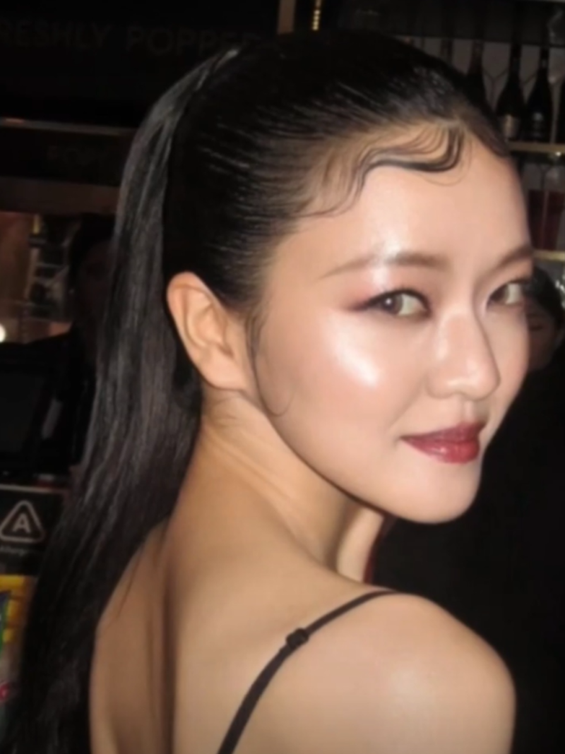 고아성 레드블랙 드레스 화제, 2006년 괴물 박현서에서 런던 주연배우까지