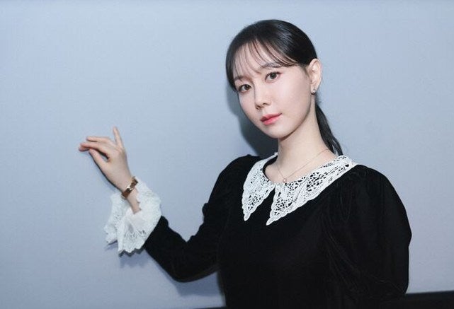 만삭 배만 쏙 나온 D라인, 이유영이 5개월 만에 꺼낸 카드 한 장
