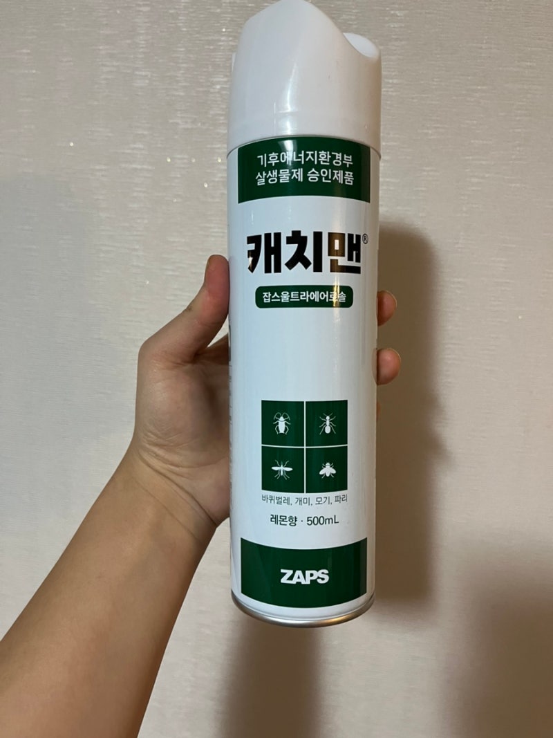 좁은 틈새까지 공략하는 바퀴벌레약, 잡스 울트라에어로솔 써봤어요