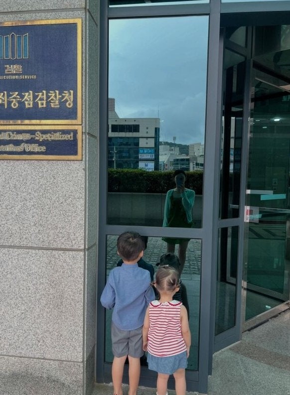 "미남 검사→아이돌 변호사"…김수민 男, 복직 2개월 만 전격 전향한 사연
