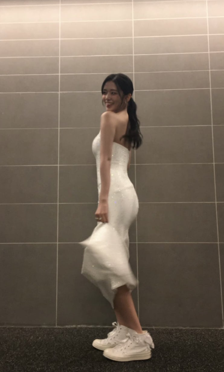 "명품인줄 알았는데..." 안유진 시상식 착장으로 완판 예상, 화이트 운동화(컨버스 척 70 보우....