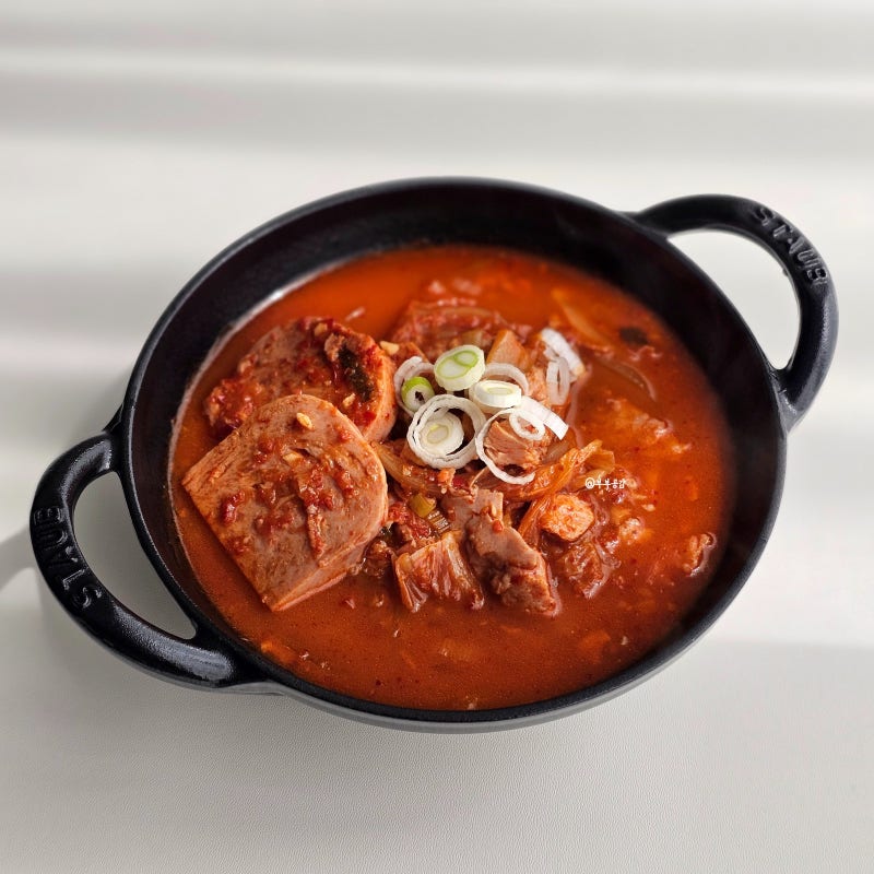 스팸 김치찌개 레시피 재료 한번에 넣고 초간단 김치찌개 끓이는법