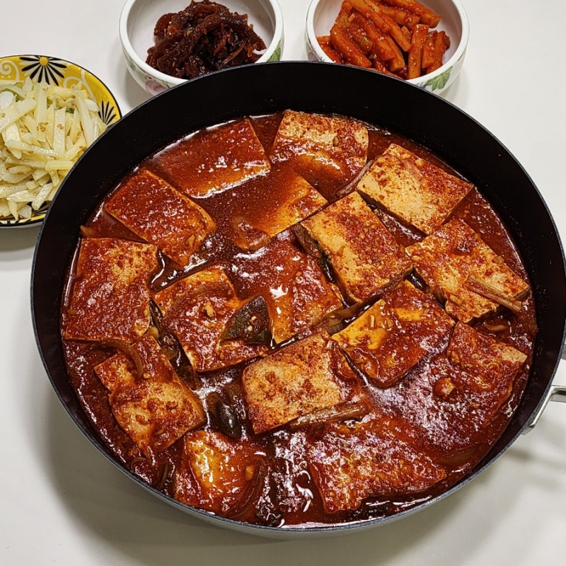 대전 두부두루치기 레시피 매콤한 양념 간단한 두부요리