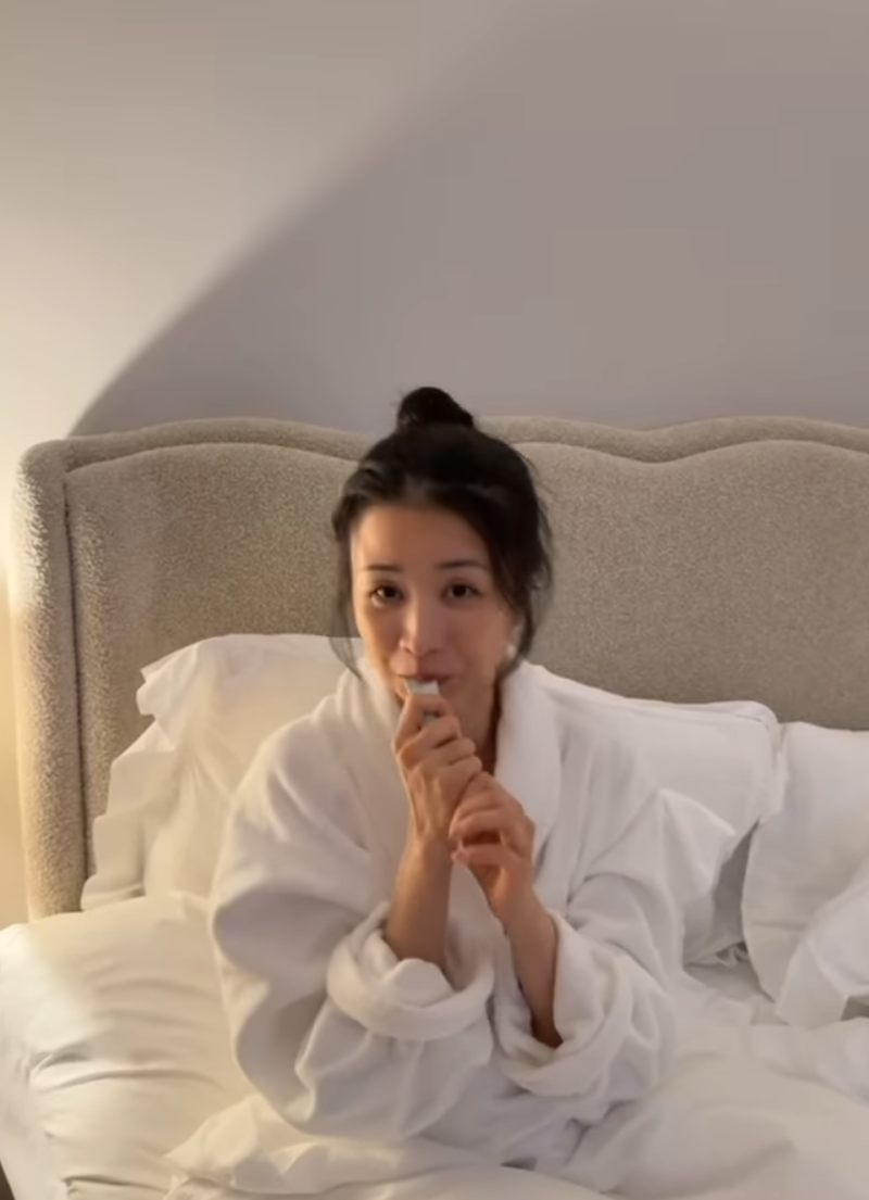 박하선, 편안한 밤 근황 공개…연극·라디오·예능 오가는 열일 행보 계속