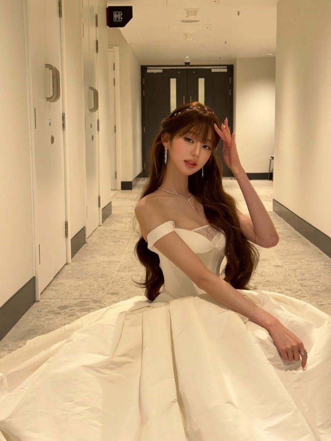 억소리 난다는 장원영 집 , 집 보다 눈길이 가는 소파 정체는?