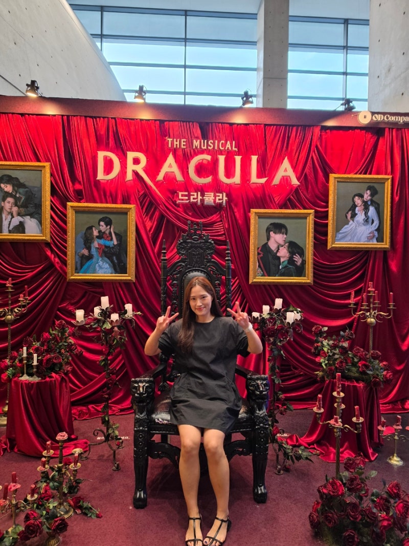 Musical Dracula: A Long-Time Xia Junsu Fan's Review of 'Xiacul' (Plot, Key Viewing Points)