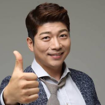 김재욱 프로필 개그맨 트로트가수 김재롱 나이 키 아내 고향 가족 총정리