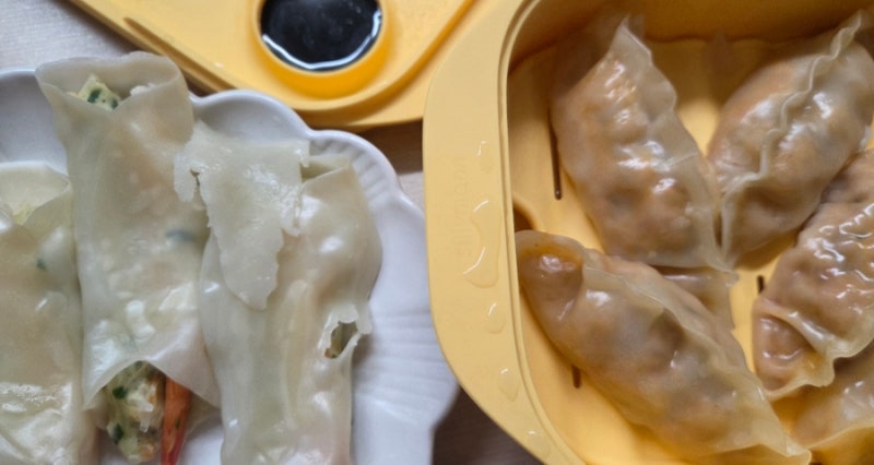 [살림잇템] 전자레인지로 초간단 만두 찌기! 실리만 실리콘 찜기 솔직 사용 후기 (ft. 소스홀 ....