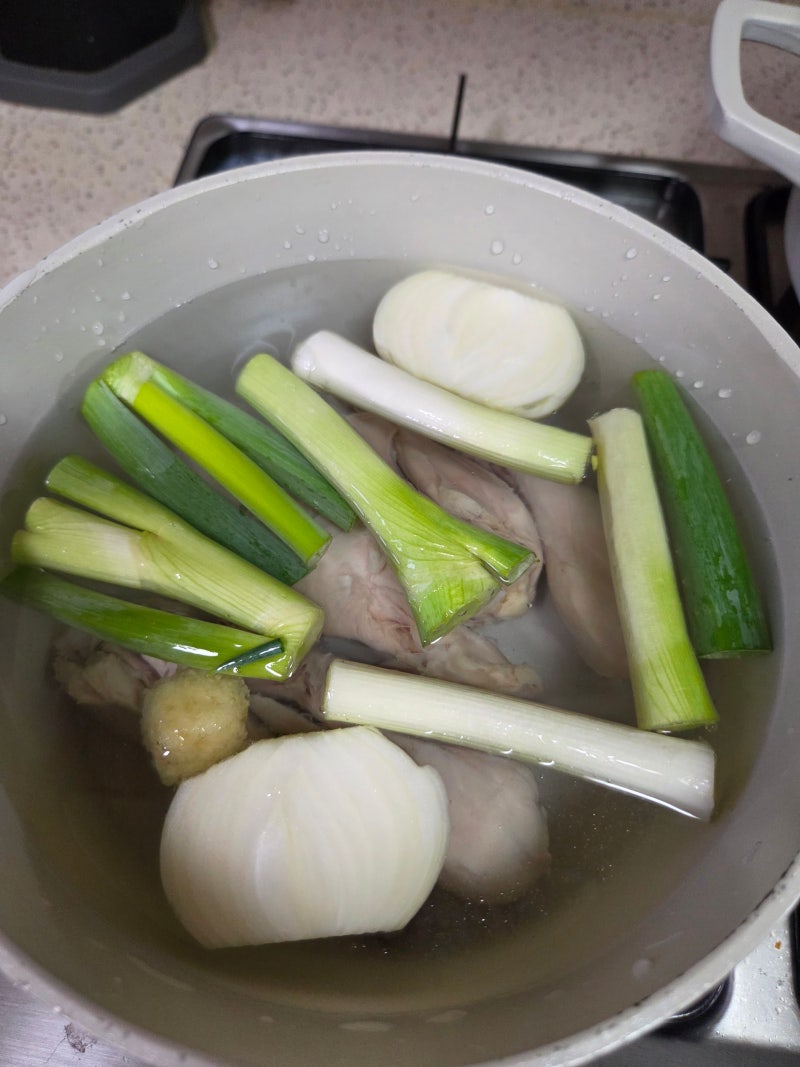 아기 삼계탕 만들기｜14개월 아기 닭고기 요리 닭다리 3개 클리어(유아식)