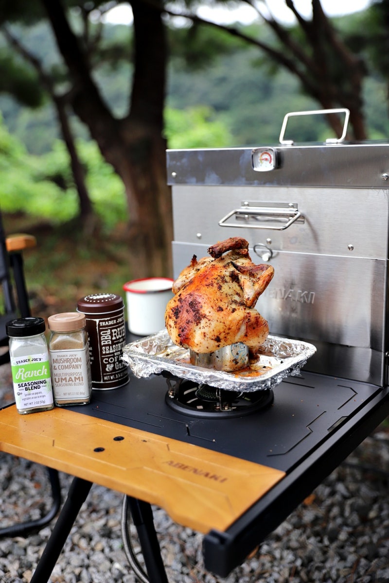 캠핑바베큐 그릴 아베나키 원액션 캠핑 화로대 어썸 BBQ 스테인리스 훈제박스 이용해서 비어....