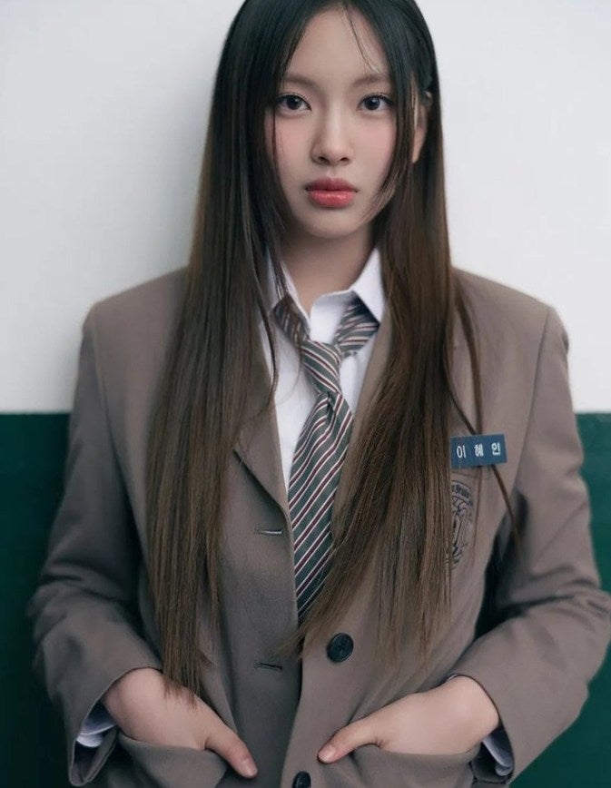 381일 동안 사라졌던 혜인, 돌아온 얼굴에 팬들 난리 난 이유 | 볼살 빠진 게 다이어트였다고?