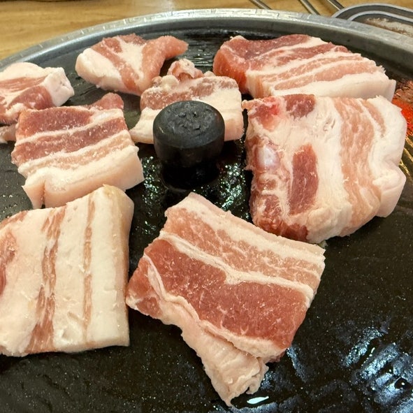 의정부 용현동 김치찌개 솥뚜껑 삼겹살 찐맛집 홍죽리정육식당