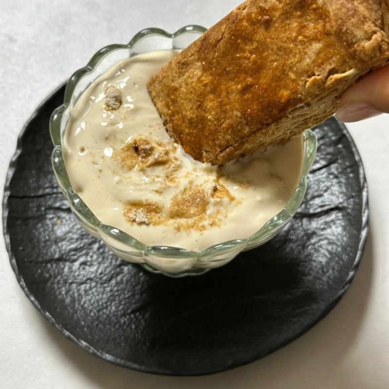 [프로텬즈10기] 프로티원 쉐이크로 단백질 30g 맛있는 밀크티맛 크림 만들기(빵이랑 최고조합 ....