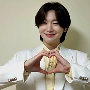 트로트 가수 김용빈 섭외｜행사에 활기를 더하는 무대와 퍼포먼스