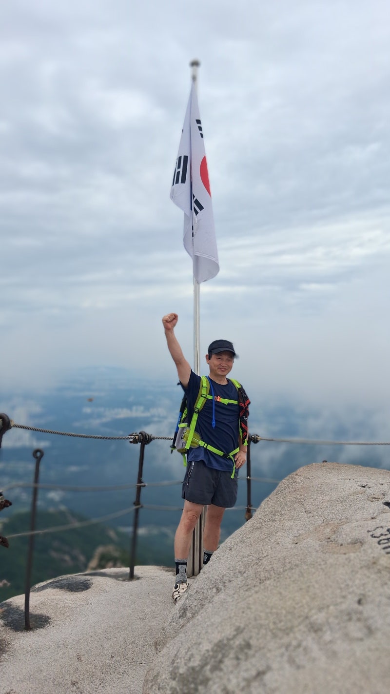 100대명산 (16) 북한산 백운대탐방지원센터 -> 백운대 -> 만경대 -> 노적봉 -> 용암문 -> 도선사