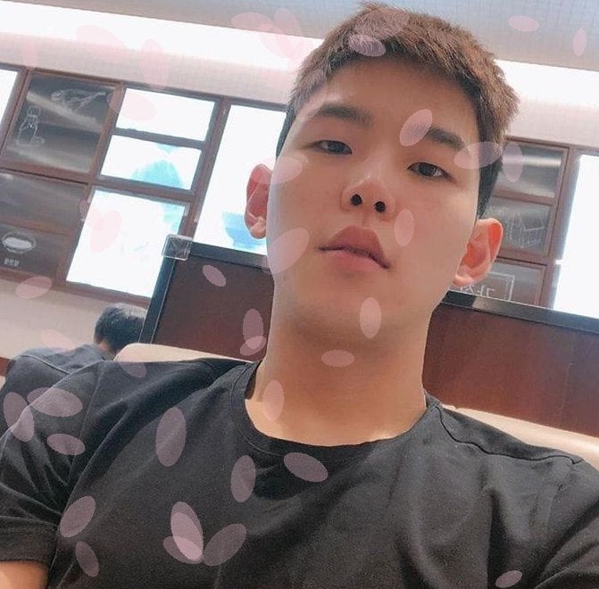 “쌍꺼풀 라인, 예전이랑 다르지?”…폴킴, 결혼 2년 만에 확 달라진 얼굴에 갑론을박