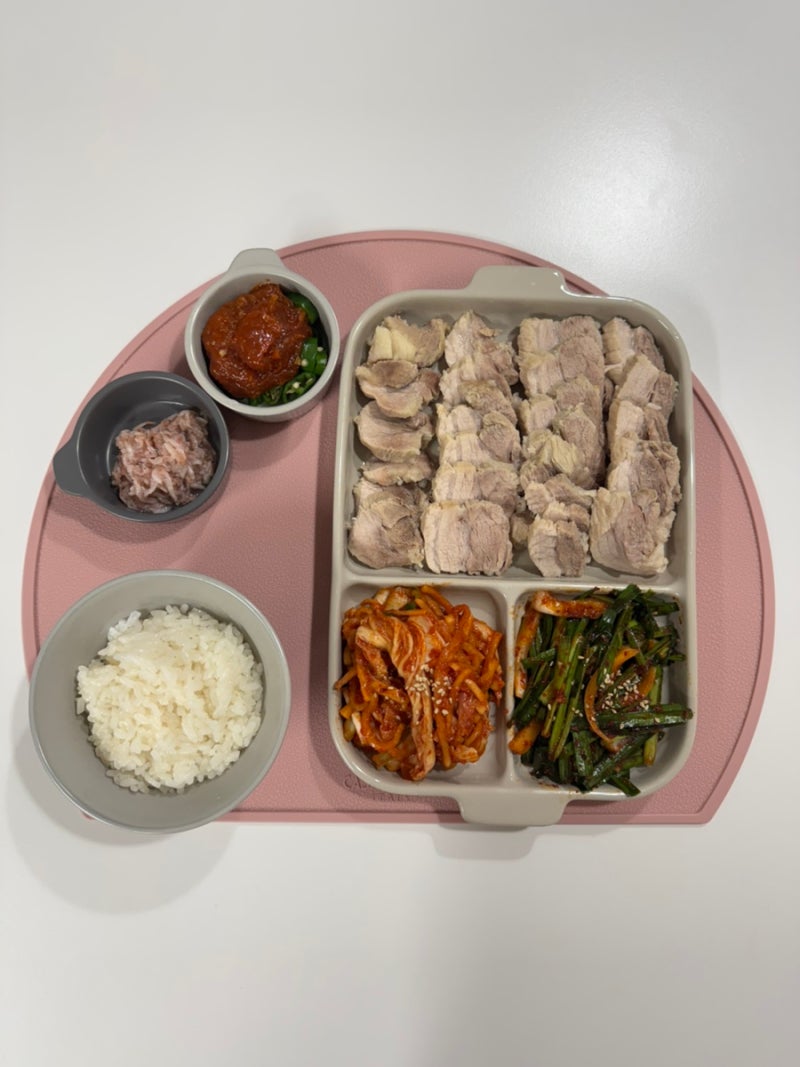 앞다리살 보쌈 삶는법｜잡내 없이 촉촉하고 부드럽게 보쌈 만들기