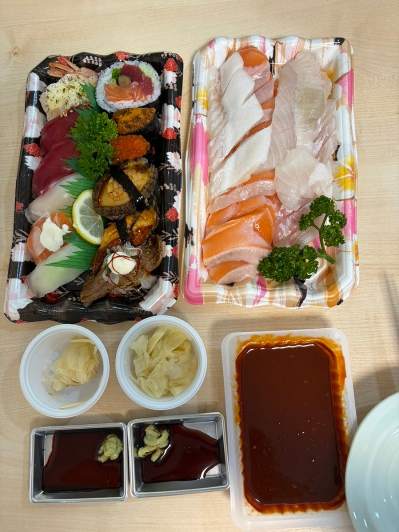 [독도초밥/노량진수산시장맛집] 전복들어간 초밥부터 연어가 찐으로 맛있는 노량진 불꽃축....