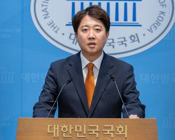 이준석 민주당 합당설에 민주당 “전혀 사실 아냐”