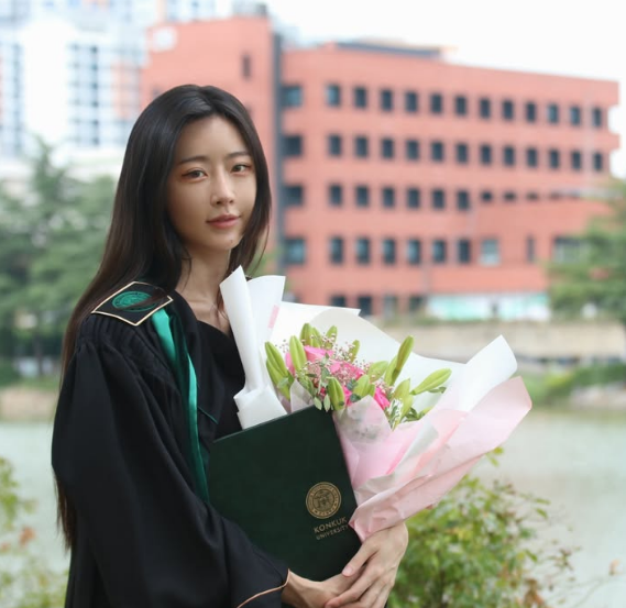 달수빈 건국대 졸업 소식 화제… 정작 본인이 먼저 떠올린 건 따로 있었다