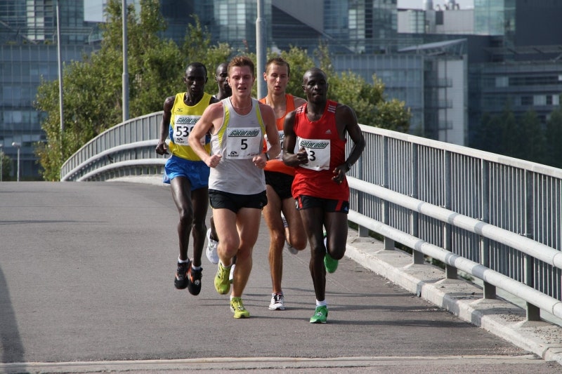 부산브릿지마라톤 하루, 40대가 풀코스와 10km 중 무엇을 확인해야 할까?
