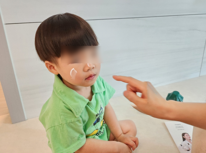 아기 모기 물렸을 때 대처법! 부었을 때 연고 추천 & 봉와직염 위험 증상 총정리