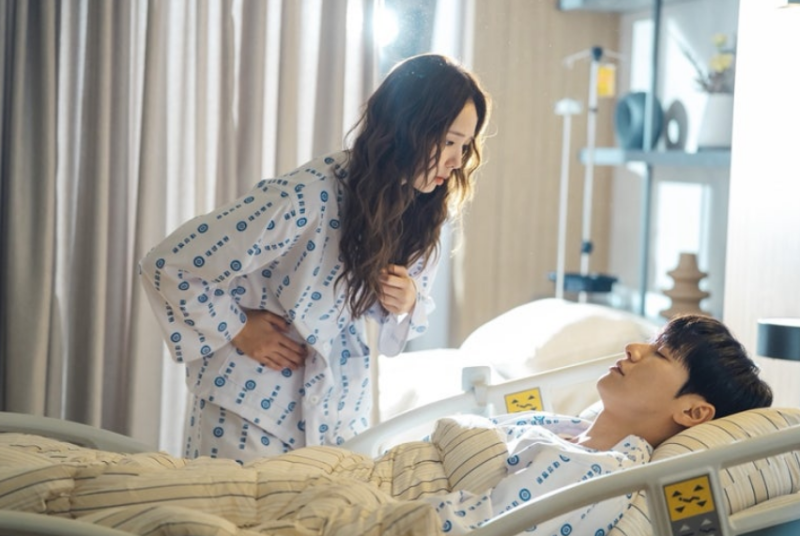 넷플릭스 ‘나를 충전해줘’, 김영광X채수빈의 짜릿한 로맨스…공개일·출연진·줄거리·원....