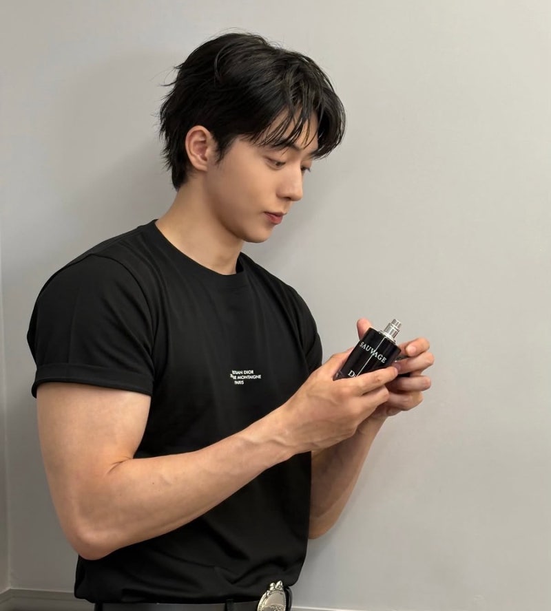 디올♥︎남주혁 디올이 왜 사랑하는지 알겠어 남주혁 프로필 MBTI 열애설 이상형 키 나이 작....