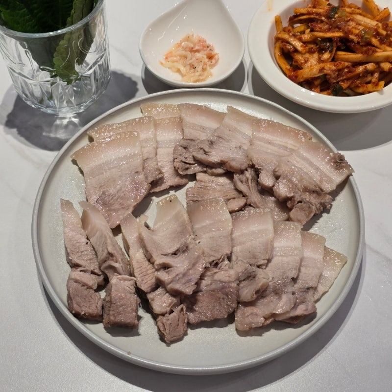 인생 초간단 수육 레시피 찜기만 있으면 끝 강레오 수육 레시피 + 맛있게 찌는 팁