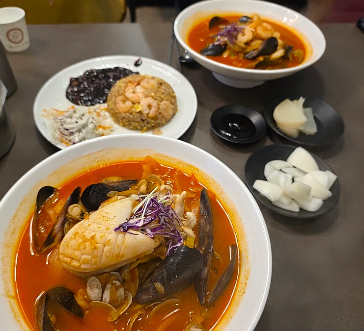 [어린이박물관맛집/상갈맛집] 황제바지락짬뽕 용인점 - 푸짐한 해물 가득! 용인짜장면맛집 & ....